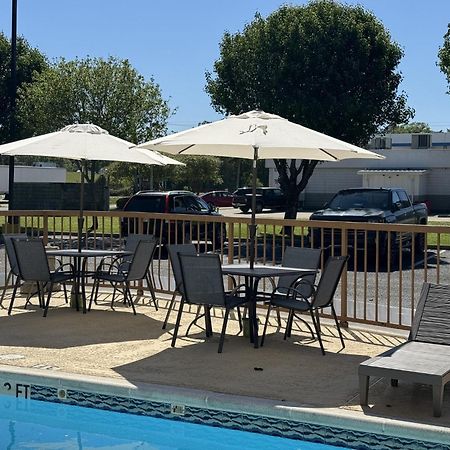 Red Roof Inn Moss Point Esterno foto